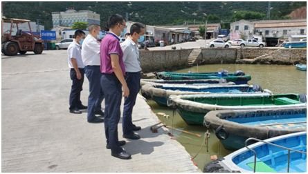 黄旭晖副市长带队检查渔业安全生产 疫情防控和渔船管控等工作